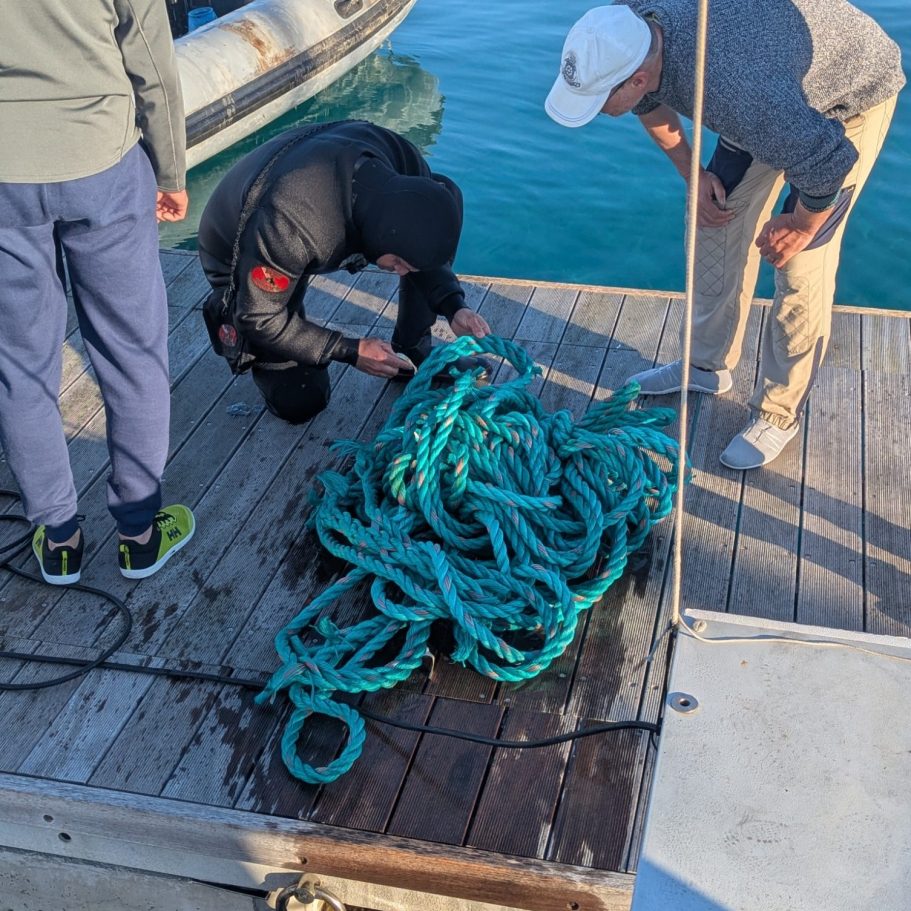 The rope which was wrapped around our propellor The rope which was wrapped around our propellor